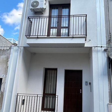 Casa Leonardo Apartment Comiso Exterior foto